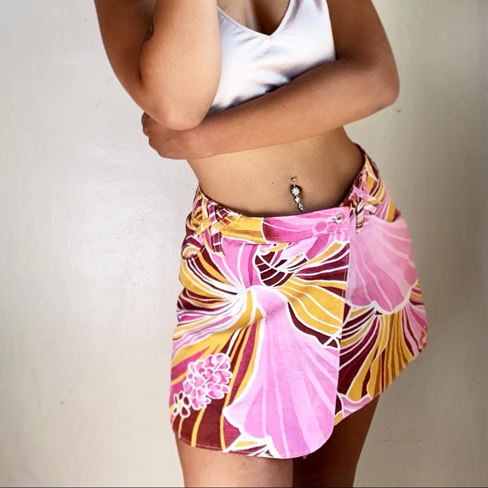 SALE 💕 Y2K Vintage Dolce and Gabbana Skirt
